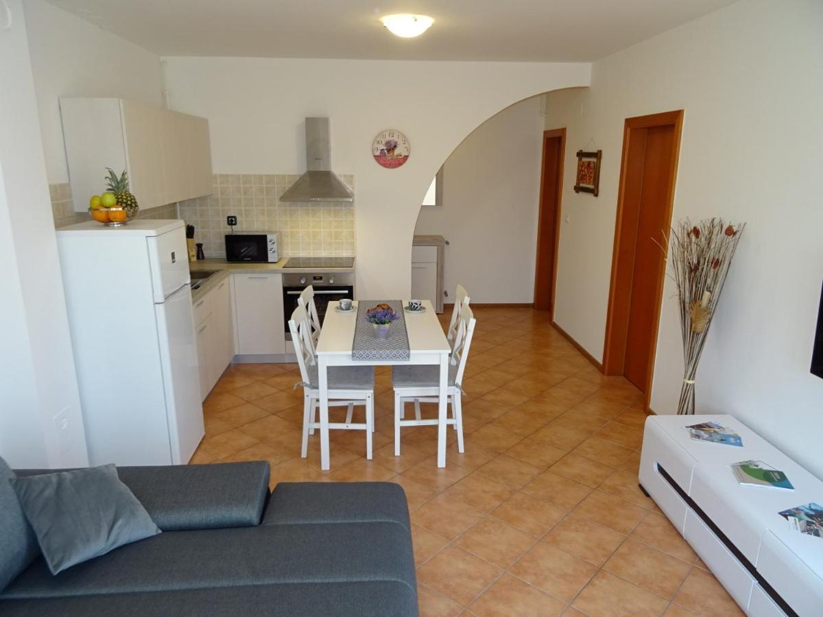 Apartment Erika Premantura Exteriér fotografie